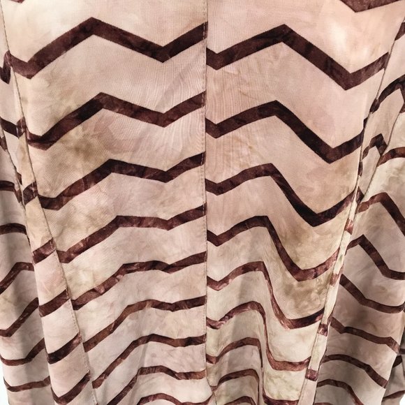 Shannon Ford New York Womens Brown Tan Geo Zig Zag Print V Neck Peplum Blouse 1X - Picture 6 of 12